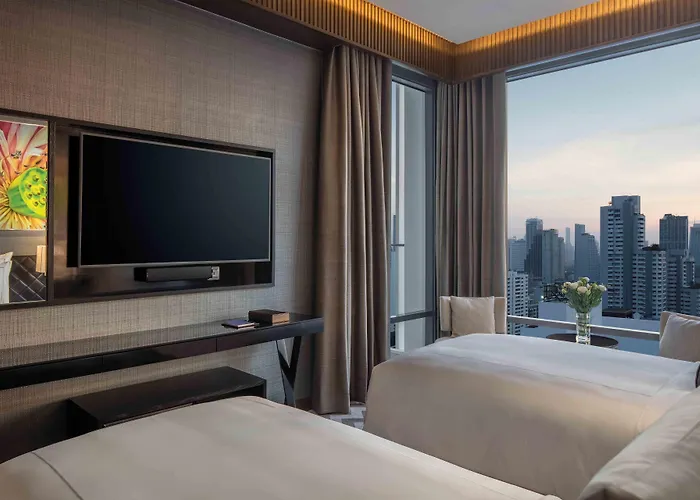 Hotel 137 Pillars 5*