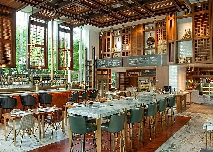 137 Pillars Hotel